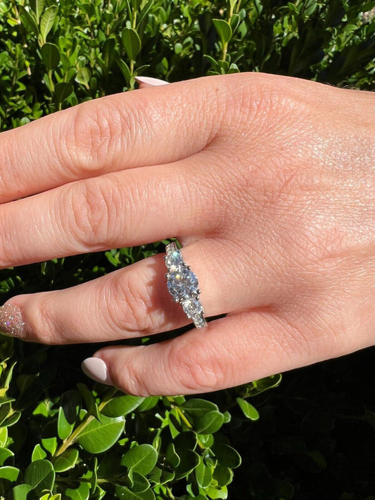 HarlemBling 1.7ct Real Moissanite Promise Engagement Ring 925 Silver Three Stone VVS D Color