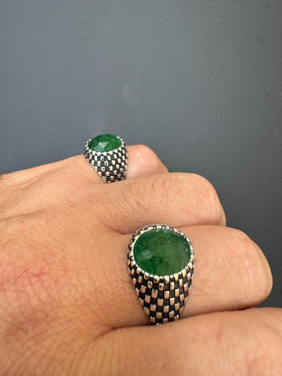 HarlemBling Black & White Ring - 925 Silver Oxidized - Genuine Green Emerald Stone