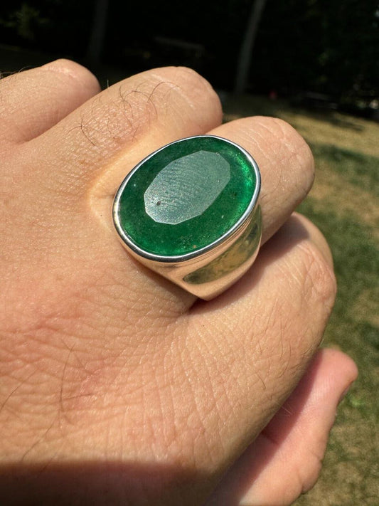 HarlemBling Hollywood Swag Ring - 925 Silver - Genuine Green Emerald Stone