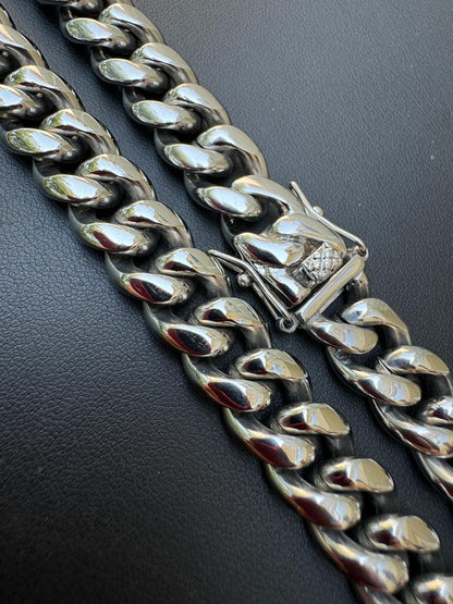 HarlemBling Miami Cuban Link Chain Necklace - Stainless Steel - 16"-36" - 4mm-18mm