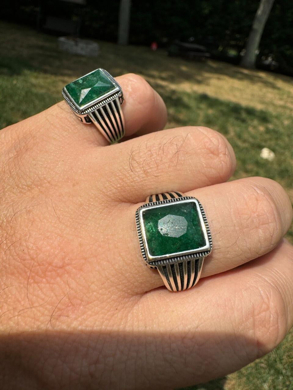 HarlemBling Royalty Ring - 925 Silver - Genuine Green Emerald Stone