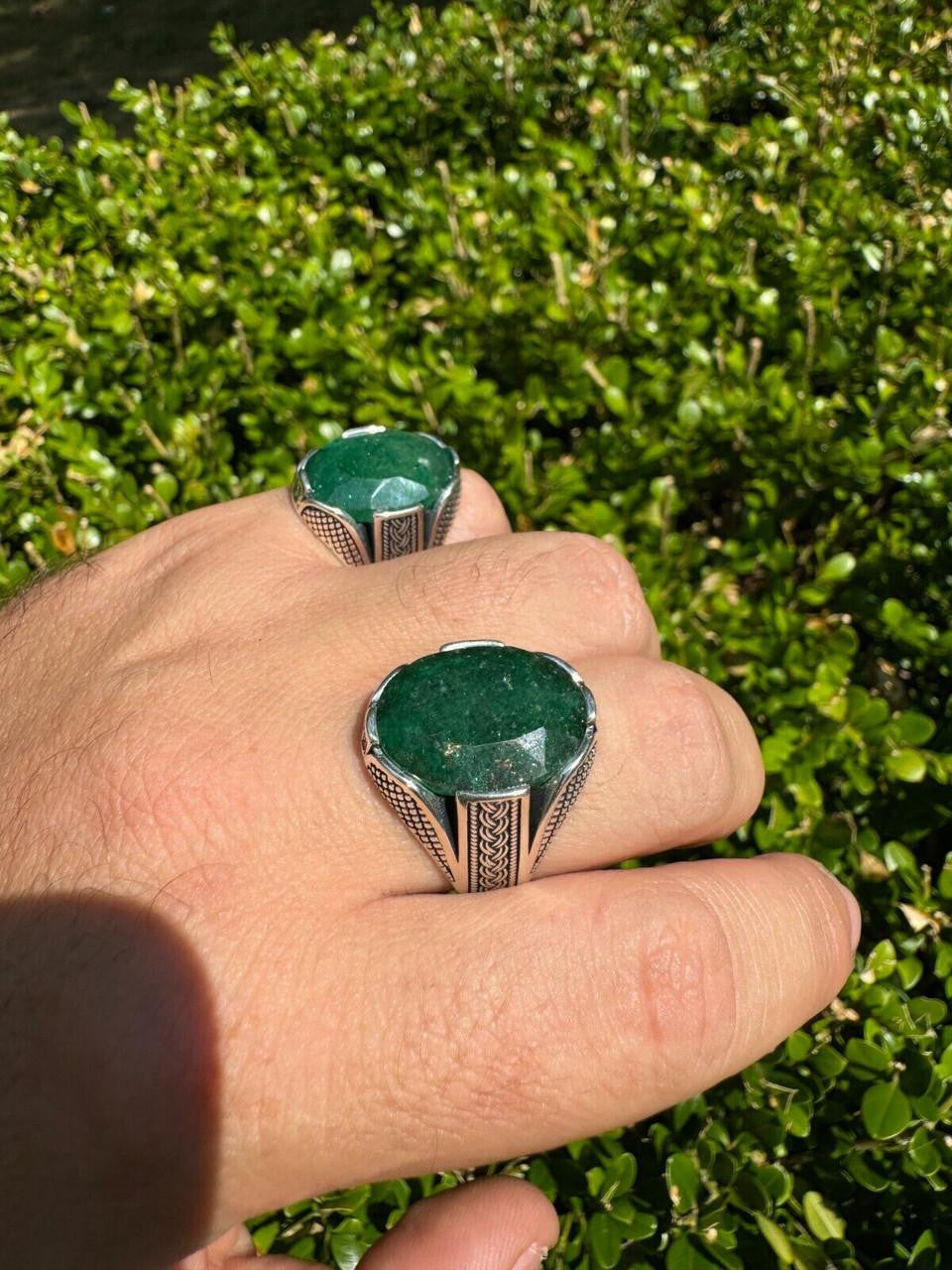 HarlemBling Wealth Ring - 925 Silver Oxidized - Genuine Green Emerald Stone